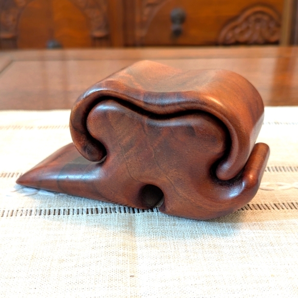 Vintage 1980's Handcrafted Black Walnut Puzzle Box - Signed - Picture 6 of 9